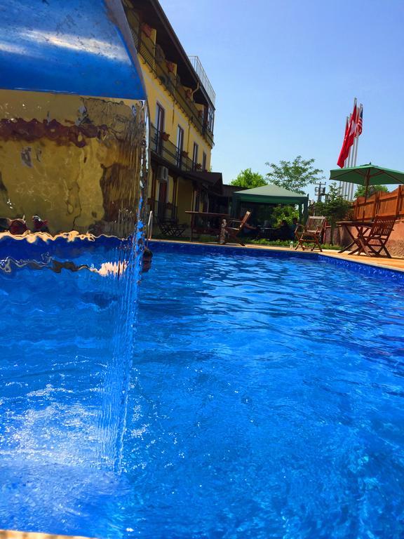 Flora Iznik Hotel & Suites Exterior foto